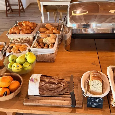 Seehotel Am Hallstaettersee Modern With Ac *