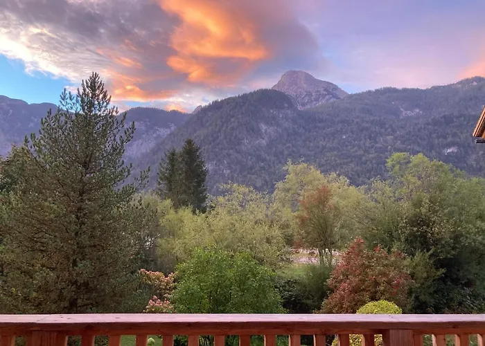 Seehotel Am Hallstaettersee Modern Hotel *