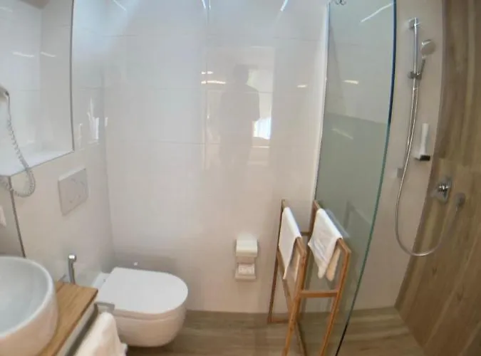 Ξενοδοχείο Seehotel Am Hallstaettersee Modern Όμπερτραουν