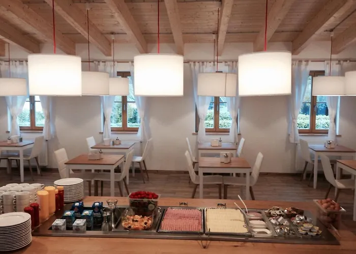 Seehotel Am Hallstaettersee Modern *